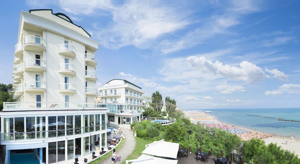 Hotel Sans Souci Gabicce Mare Zewnętrze zdjęcie